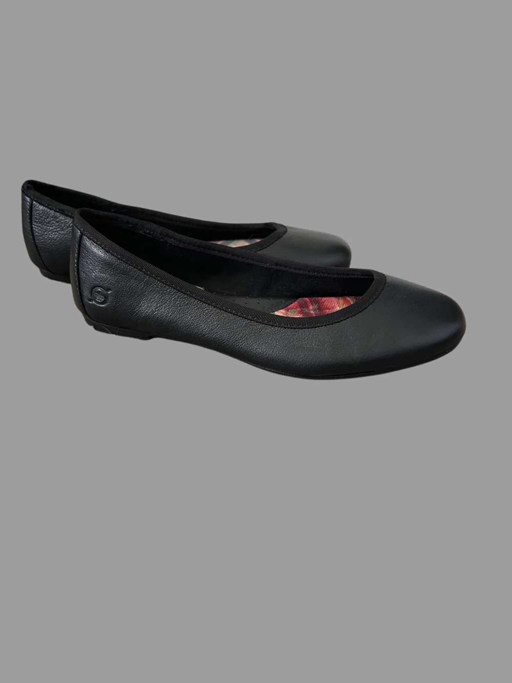 Born Black Women's Slip-On Ballet Flats size 7.5 - Picture 3 of 8